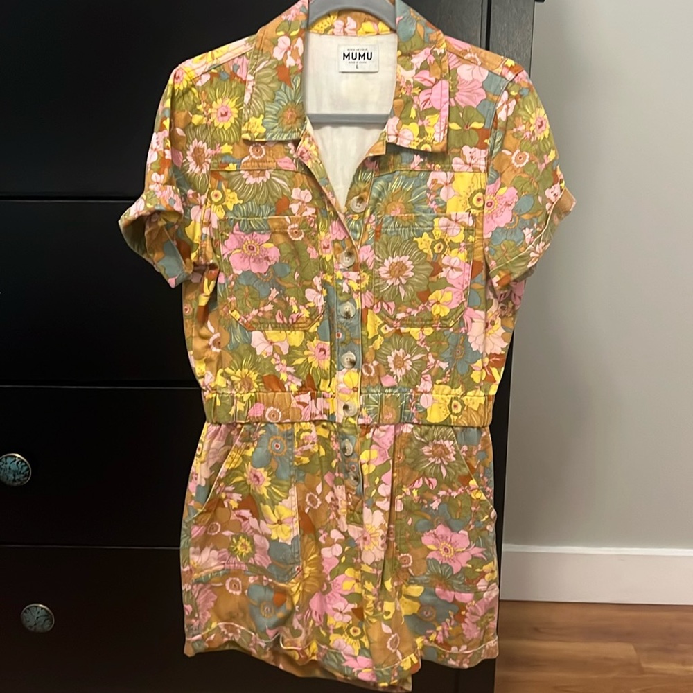 SHOW ME YOUR MUMU Cannon Romper in groovy blooms denim